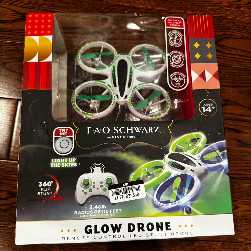 FAO Schwarz glow Stunt Drone - Green and White